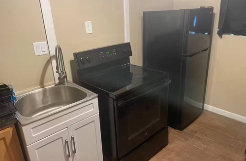F. Q. Story Apartment | Diamond Studio Kitchen Private yard Swimming pool walk to Downtown PHX attraction