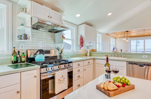 Dillon Beach Cabin | Dillon Beach~Walk to Beach~Ocean Views~Dog Friendly~Sleeps 8~The Lookout!