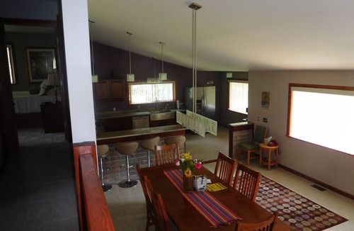 Arcadia House | DIRECT Lake Michigan Access! WALK to Beach! Arcadia BLUFFS 2mi! 2 SEPARATE UNITS