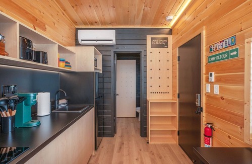 Mary Esther Cabin | Direct Waterfront Cabin Sunset Views 2