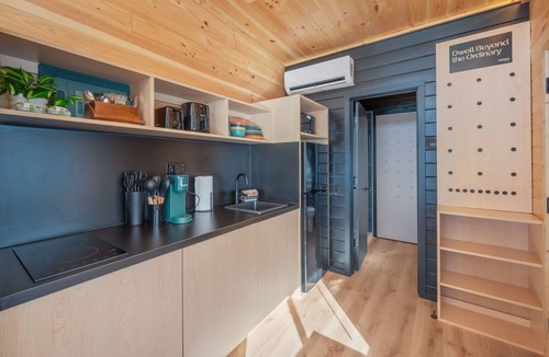 Mary Esther Cabin | Direct Waterfront Cabin Sunset Views 7