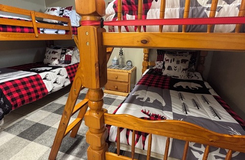 Panguitch House | Discover Bryce Canyon nearby, cozy 2-bedroom guesthouse