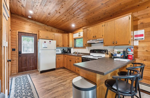 Cable Cabin | Discover Taylor Creek Lodge on Lake Namakagon