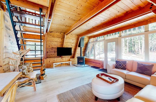 Tahoe Pines House | Dog-friendly A-frame cabin with 2 decks & fireplace - walk to the beach