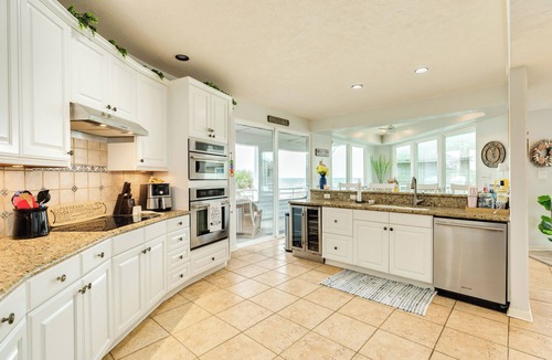 Pirates Beach House | Dog Friendly Beachside Home w/4 Decks, Elevator, Easy Beach Access & More!