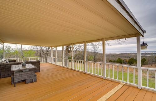 Eufaula Cabin | Dog-Friendly Eufaula Cabin Rental w/ Lake Views!