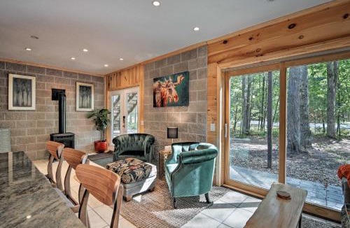 Interlochen House | Dog-Friendly Home Near Crystal Mtn & Outdoor Rec!