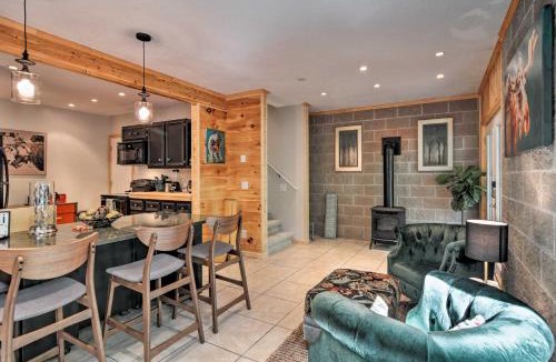 Interlochen House | Dog-Friendly Home Near Crystal Mtn & Outdoor Rec!