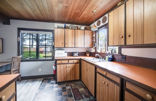 Downtown Cannon Beach Cabin | Dog-friendly, oceanfront home just a stroll from the beach and shopping & dining