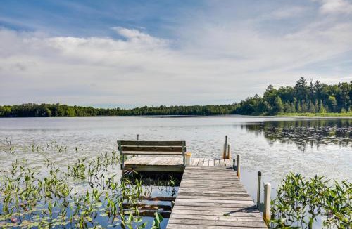 Park Falls House | Dog-Friendly Park Falls Cottage w/5 Acres & Lake
