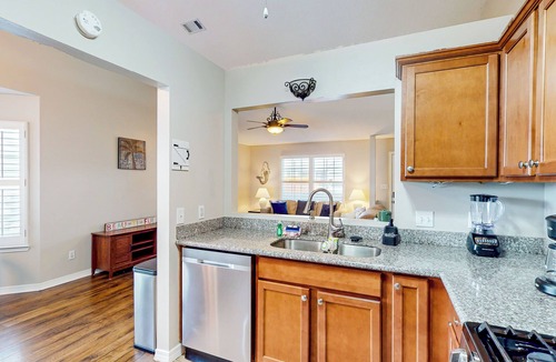 Niceville House | Dog-Friendly Yard! Retreat 11 Mi to Destin & Beach