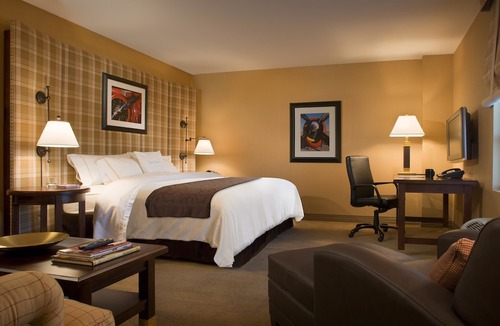 Mount Saint Joseph Hotel | DoubleTree by Hilton Cincinnati Airport