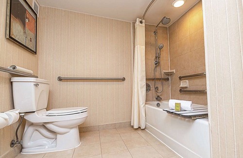 Lafayette Hotel | DoubleTree by Hilton Hotel Lafayette