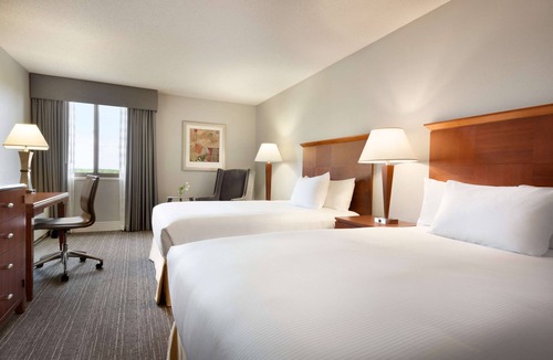 St. Louis Park Hotel | DoubleTree by Hilton Minneapolis - Park Place