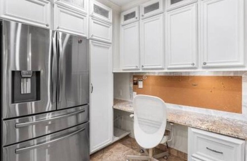 Mobile House | Downtown & Beach accessible Hot Tub Firepit large yard