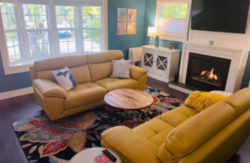 Bellaire House | Downtown Bellaire, Close to Hiking, Biking, Golf, Lakes,Pets friendly