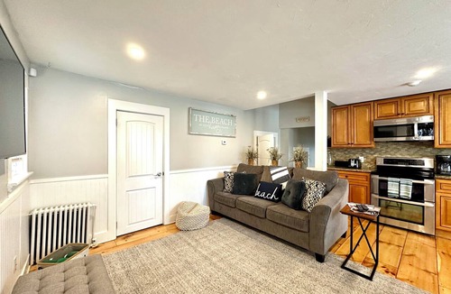 Yachting Village Condo | Downtown Condo on Thames Street
