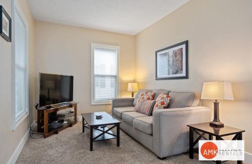 Holland House | Downtown Holland Charmer