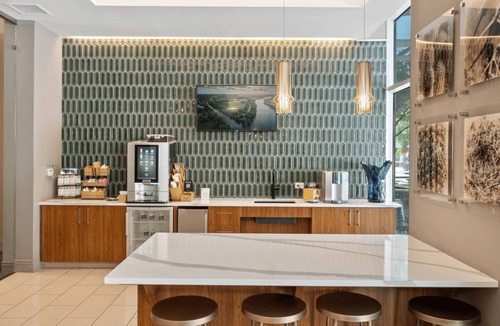 Waller Creek District Apartment | Downtown | Luxury Studio Apt. | Pool | Gym | Great Views