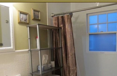 Toledo Apartment | Dragons Roost a cheerful 2 bedroom home in Toledo
