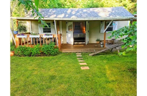 West Hazel Dell House | Dreamy 1/2 acre estate in the city with Guest House!