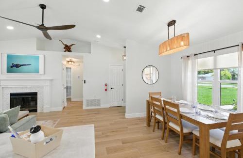 Gulf Breeze House | Driftwood Dreamer Retreat - Quiet Coastal Escape