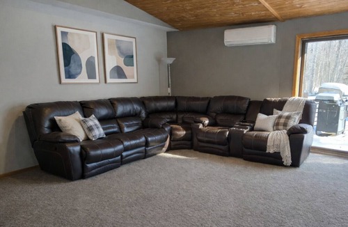 Duluth House | Duluth Cozy Retreat Near Trails & Golf