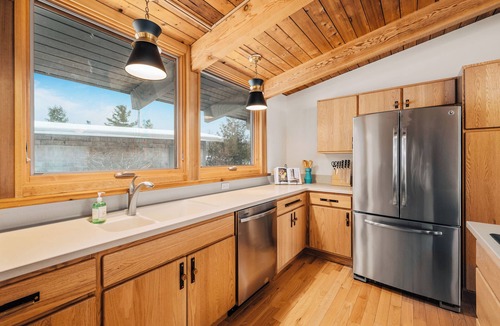 Northport House | Dune Ranch | Private Lake Michigan Beach + Fire Pit | Cathead Bay