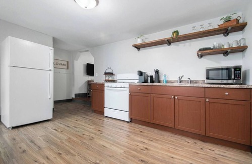 Michigan City Apartment | Dunes Getaway! Plush Mattresses! Near Beach!