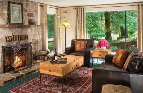 Vida Cabin | Eagle Rock Lodge