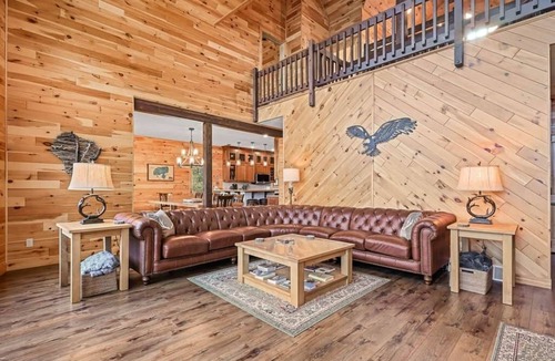 St Germain House | Eagles Bluff - 6 Br Lakefront Cabin on 20 acres