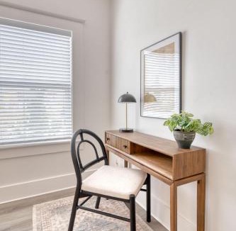 King House | Eclectic 2BR - Victorian Charm - Steps to Fun