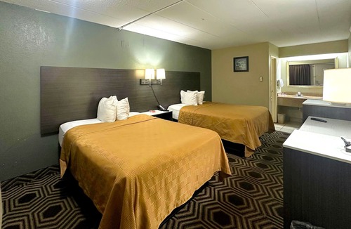 South Holland Hotel | Econo Lodge South Holland - Chicago Southland