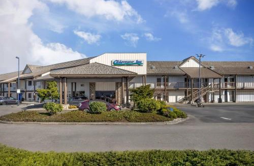 Coos Bay Hotel | Edgewater Inn and Suites, an Ascend Collection Hotel