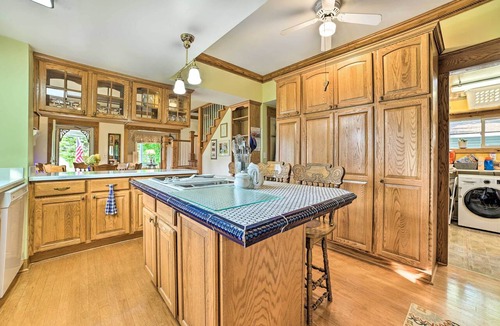 Alden Cottage | Elegant 1905 Home: Steps to Torch Lake & Dtwn