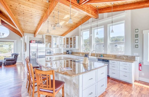 Cape Meares House | Elegant home with sauna private hot tub and ocean views accessible by elevator