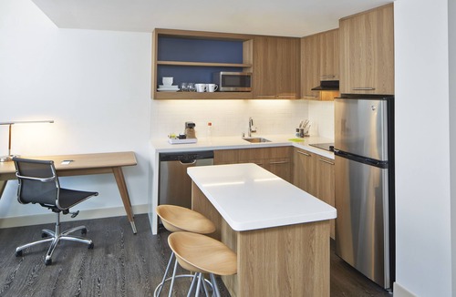 Overlake Hotel | Element by Marriott Seattle Redmond