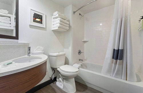Elgin Hotel | Elgin Inn