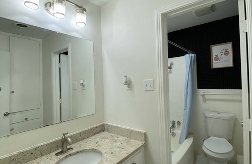 Tougaloo Cabin | Elite Suite with private parking in North Jackson