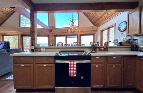 Bergland House | Elk House Hideaway on Lake Gogebic~Hot Tub & Sauna
