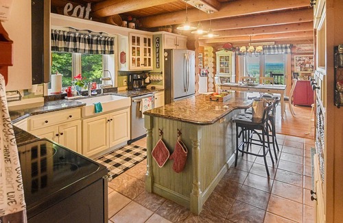 Mio Cabin | Elk Ridge Lodge! 1of2 Lodges Sleep60+ Great weddings/events/reunions and more!