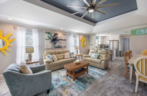 Clipper Cove House | Emerald Escape-Private Pool-Golf Cart Deals
