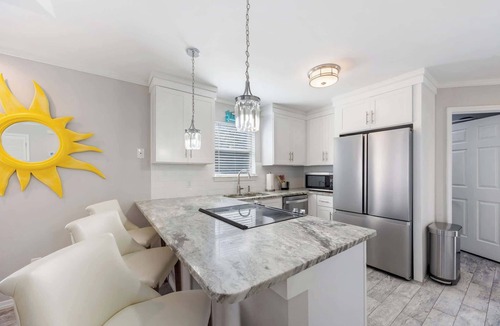 Clipper Cove House | Emerald Escape-Private Pool-Golf Cart Deals