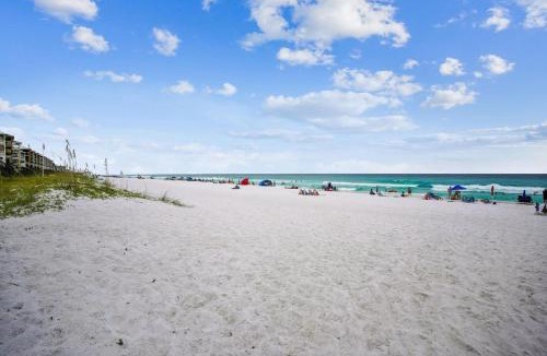 Frangista Beach House | Emerald Waters 407- On Beach Time