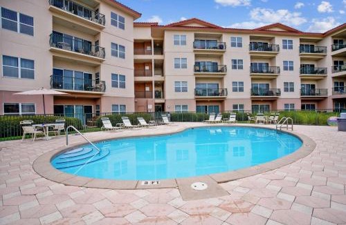 Frangista Beach House | Emerald Waters 407- On Beach Time