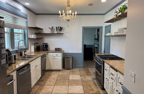 Forest House | Enchanted Forest | 6BR Family & Group Retreat