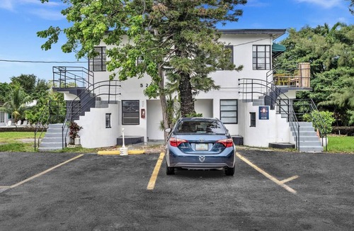 Northeast Miami Apartment | Endless Summer Riverfront Manatee Serenity