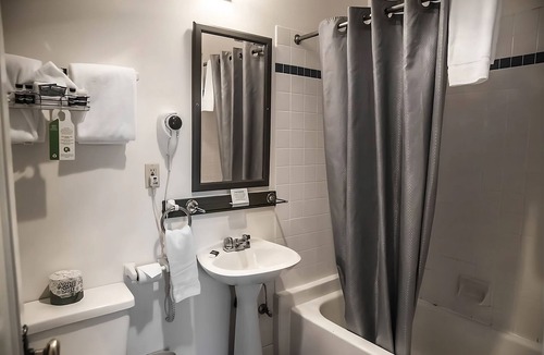 Hood River Hotel | Enjoy Every Moment in a Space Made for Great Getaways! Pets Are Welcome!