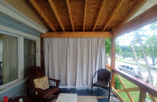 Shipshewana House | Enjoy the view from relaxing deck overlooking the lake. Water fun and sun.
