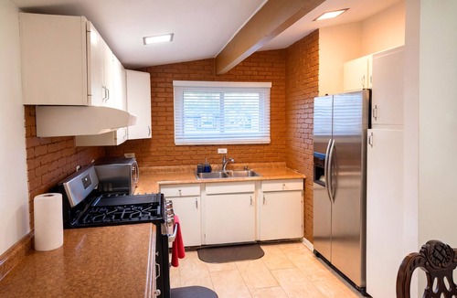 Wheeling House | Entire Beautiful Wheeling Home!